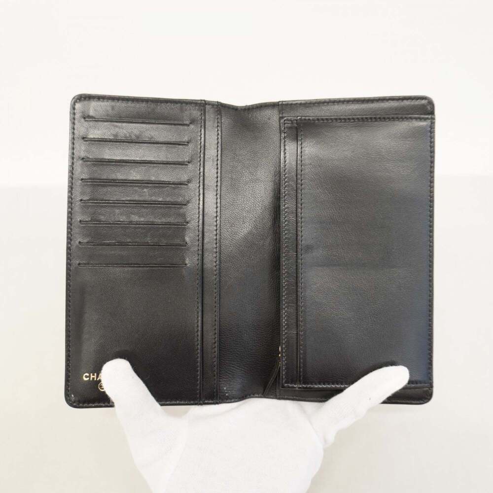 CHANEL Authentic Black Lambskin Leather Wallet - Picture 3 of 14